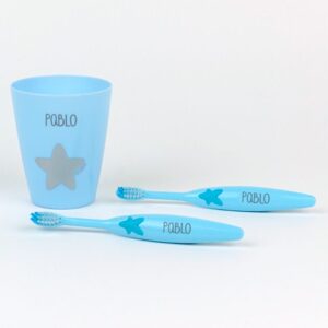 Set 2 cepillos de dientes y vasito personalizados