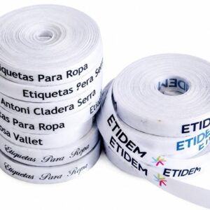 Rollos de cintas para marcar ropa personalizadas con nombre y logotipos, ideales para coser en uniformes escolares, ropa infantil, residencias y prendas de trabajo